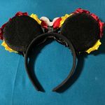 Disney ’s Classic Mickey Mouse Themed Minnie Ears Photo 1