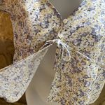 Flirty Wild Fable Yellow Lavender Floral Crop Top Women Medium Flutter Sleeves Photo 3