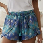 Disney ’s XS Aladdin Jasmine Gold Feather Print Teal Lightweight Pajama Shorts Photo 0