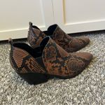 Marc Fisher Women’s‎ Dalaran Snakeskin Leather Booties Boots Size 7 Photo 2