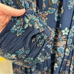 Blu Pepper  floral lined blouse size large Photo 2