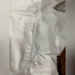 D. Jeans  Classic White Shorts Photo 5