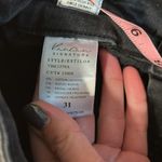 Ran can size 31 black distressed jeans good condition Photo 4