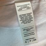 Airbrushed Mom white t Photo 4