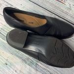 Clarks  GENETTE Loafers Womens Size 10M Black Leather Shooties Photo 4