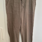 Kut From The Kloth  Mirabella Crop Joggers in Olive, Size M, Like New Condition Photo 0