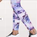 Lululemon Fast & Free 7/8 Tight II *Nulux 25"
Sunrise Silhouette Multi Photo 3