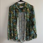 Loft  size medium green floral print long-sleeve button-down shirt Photo 2