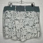 Athleta  Women's Trekkie North Short with Pockets Green White Floral Lace Size 22 Photo 2