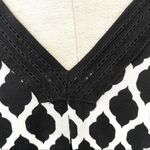 White House | Black Market  black and white tunic top Photo 3