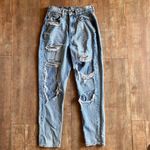 American Eagle  Highest Rise Mom Jean Light Wash Distressed Straight Leg Size 0 Photo 2