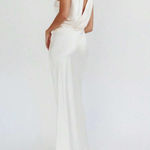 Boutique white satin bridal dress Photo 1