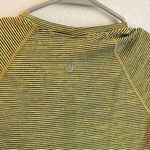 Lululemon  Swiftly Tech 2.0 Wee Are From Space Lime Photo 2