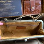 Patricia Nash Authentic LEATHER EMBOSSED GRAPE LEAF FRAME CROSB/CLUTCH/WALLET Photo 3