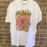 Sublime White Graphic Unisex T Photo 0