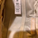 Lululemon Everywhere  Bag Belt 1L Photo 10