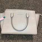 Michael Kors Purse Photo 0