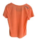 Under Armour  Athletic Top Photo 1