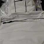 PinFin Womens Hooded Windbreaker Jacket Sz Medium White Outdoor Hiking Rain Coat Photo 13