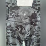 Lululemon Align Pant 28"
Incognito Camo Multi Grey
Size 2 Gray Photo 4