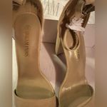 Dream Paris Dream Pairs Hi-Chunk Heel Strap Sandals. New in Box. Beige Suede. Size US8 Photo 1