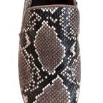 Blondo EUC  Leather Gracie
Waterproof Slip-On Sneakers
Snakeskin Size 9 Photo 5