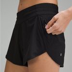 Lululemon Tracker Low-Rise Lined Short 4" Photo 4
