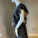 Forever 21 Floral Butterfly-Sleeve Maxi Dress
Size Medium
New
Brand is Photo 6