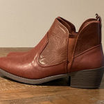 Easy Street New Western Brown Ankle Boot 8.5W Womens Booties Heeled Faux Leather Photo 0