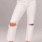 Abercrombie & Fitch  White Ultra High Rise Ankle Straight Jeans Photo 0