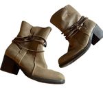 Eddie Bauer 	Women's High Top Sherpa Lined Boots 6.5 Photo 7