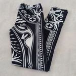 Blackmilk Style Casino Queen Of Hearts Reversible Stretch Leggings Photo 3