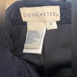 Doncaster  Women's skirt Pencil Above Knee Size 4 Photo 2