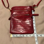 Unbranded perfect little crossbody bag w/lots of packets & cute croc design EUC Red Photo 2
