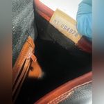 Dooney & Bourke 80’s Essex Navy & British Tan med size handbag w/ long strap Photo 11