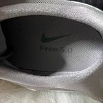 Nike Free 5.0 size 8 running shoe Photo 3