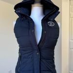Abercrombie & Fitch Navy Puffer Vest Photo 0