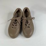 Soft Spots Supreme Lace Up Leather Shoes Size 7WW Tan Photo 1