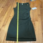 Athleta NWT Della Fitted Green Sleeveless Ruched Side Dress Size Medium Photo 8