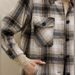 Lucky Brand NWT Women's Beige and Black Buffalo Plaid Oversized Shirt Jacket M Photo 1