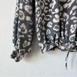 know.one.cares Animal Print Oversized Fit Fleece Sweater NWT Gray Photo 3