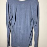 Old Navy  ACTIVE Grey Soft Athletic Long Sleeve T Shirt w Thumbholes Size Large Photo 3