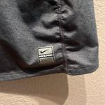 Nike  Pro Women’s Fitted V Neck T Shirt Size Medium Gray Photo 3