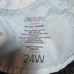 Jennifer Lopez Mid Rise Boyfriend Jeans Size 24W NEW Classic Casual Minimalist Photo 8