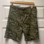 American Eagle camo biker shorts Photo 0