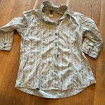 The North Face  women’s large lightweight button‎ shirt Photo 0