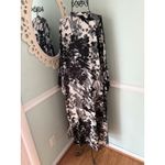 Natori  Robe Housecoat Womens 1X Black Floral Long Sleeve Zip Kimono Pockets Photo 2