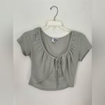 Princess Polly green short sleeve crop top size 2 Photo 4