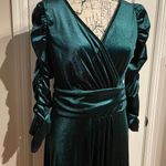 Velvet Emerald V Photo 1