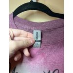 Gildan Gliden M Crew Neck Graphic Tee  Yellow Stone Beth Duntton Photo 2